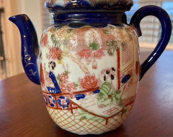 Vintage Japanese Tea Pot