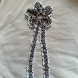 lace flower crochet scrunchie