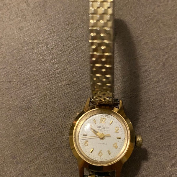 Vintage Gruen Precision  17 Jewels Women’s Watch with a Nice Speidel Band—Watch Needs Repaired, it is Over Wound