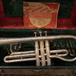Antique 1909-1910 Silver Frank Holton Couturier “New Proportion” Cornet with Original Mouth Piece and 3 Additional Slides & Carring Case!!!!