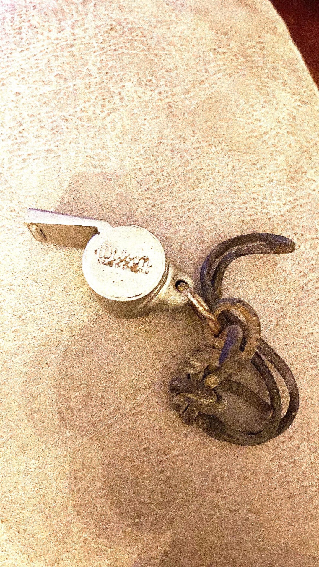 Sifflet The Acme Thunderer Vintage Made In England - Très Usé - Pour Collection