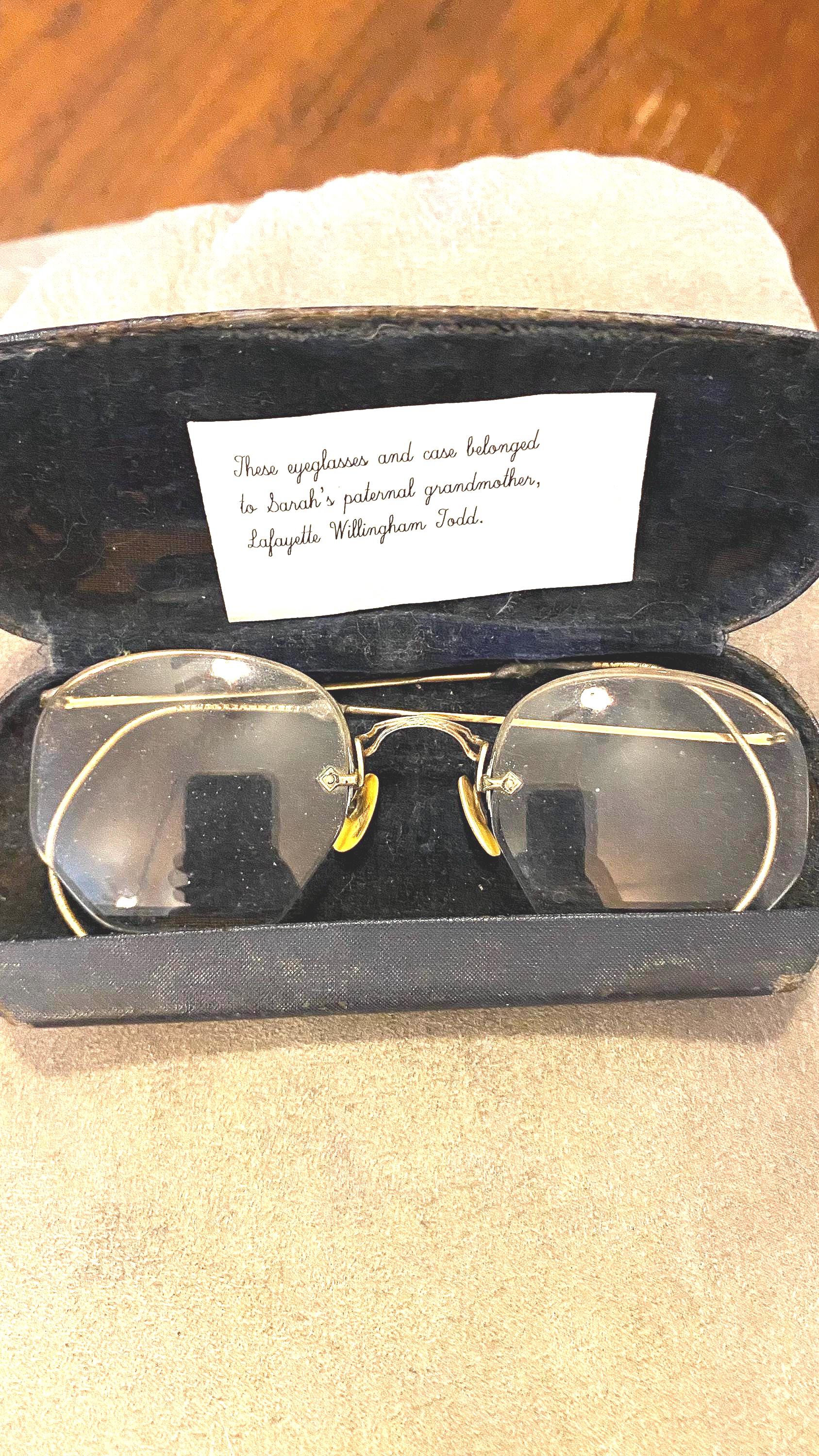 Antique Early 1900 display picture 2