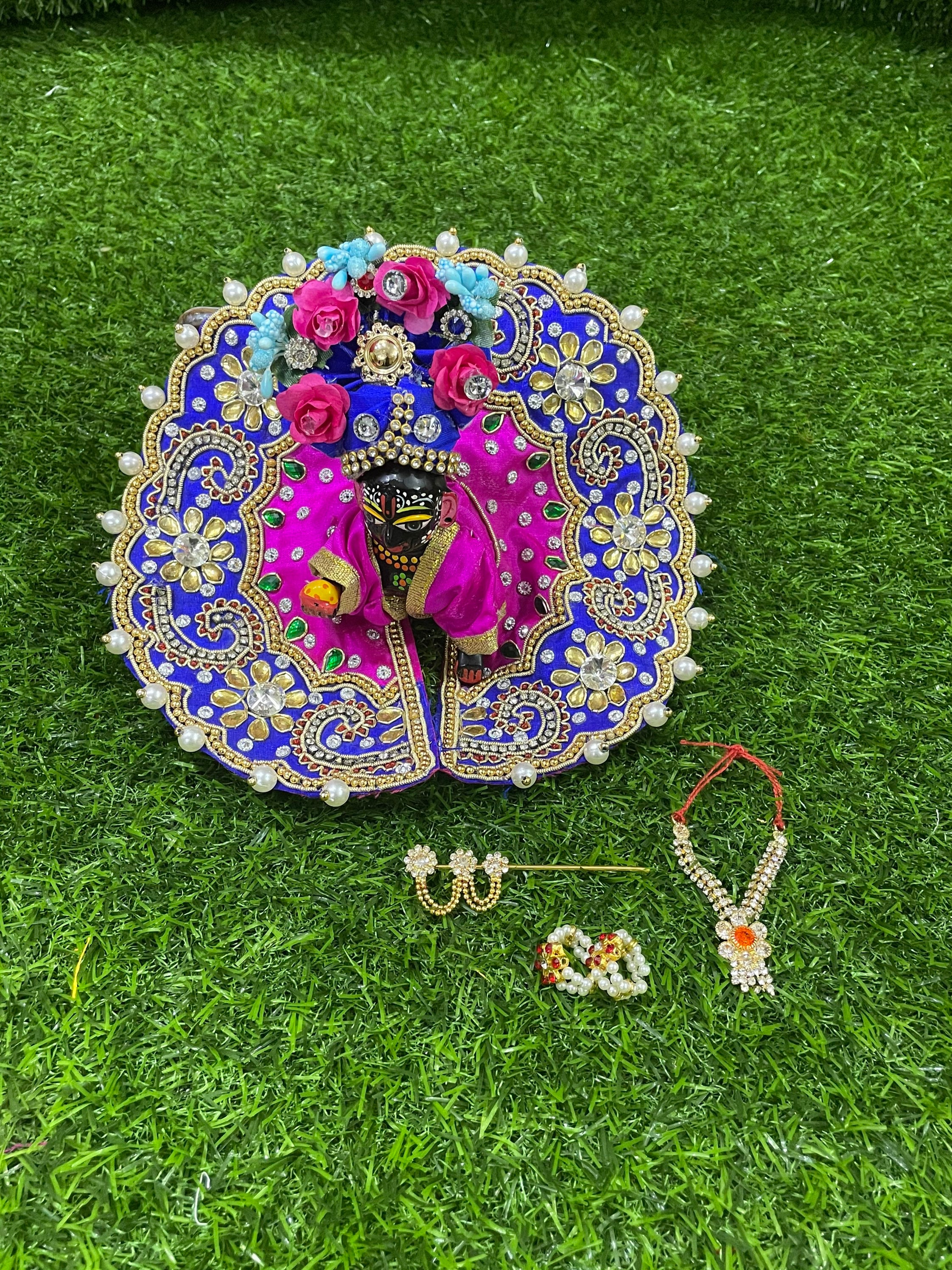 designer laddu gopal dress Buy Online | Exquisite Laddu Gopal Dress (Assorted)