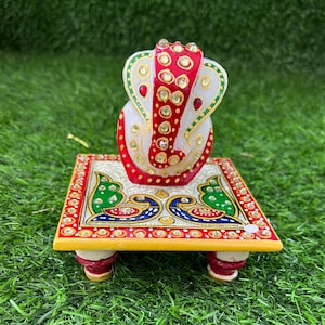 Ganesha white marble hand sculpted idol with chowki / minakari work / sangmarmar murti