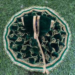 Laddu Gopal poshak for size 0 , 1 , 2 , 3 , 4 , 5 , 6 and 7 / Gold lace work on velvet fabric / Krishna winter clothes