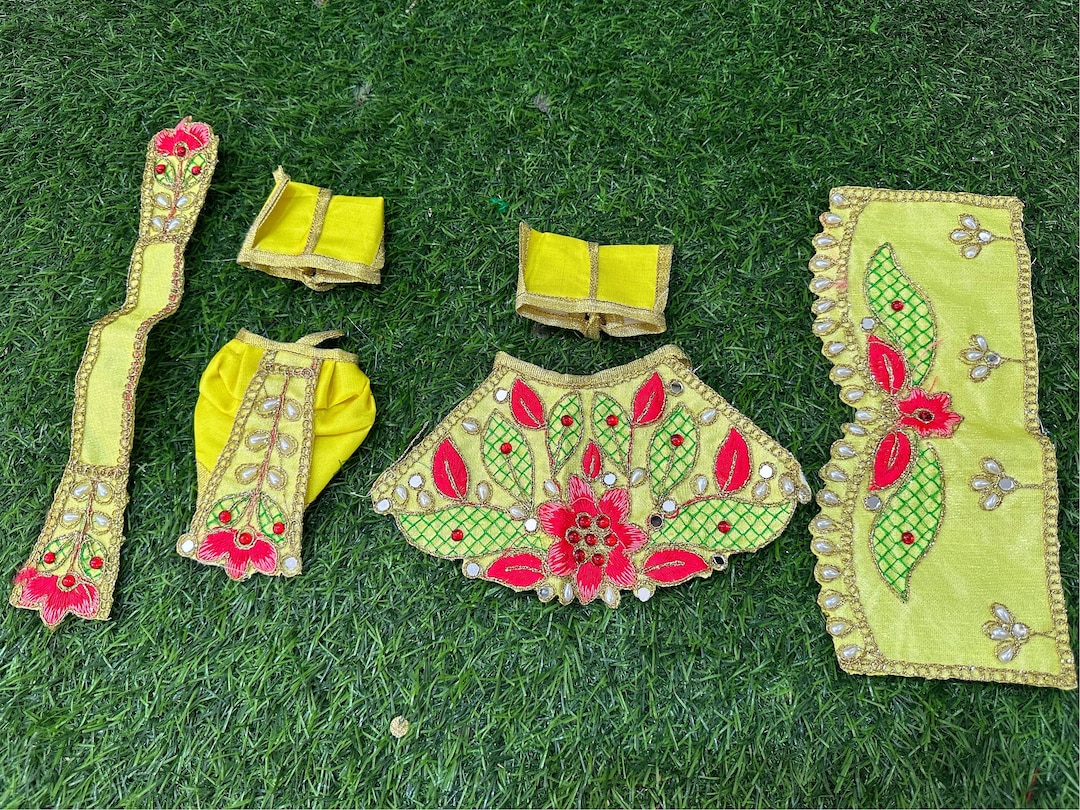 Radha Krishan-Poshak-Lehenga/Dhoti-Size 5