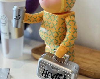 Bearbrick 400% hey tea suit case
