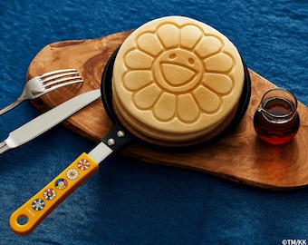 Flower pancake maker