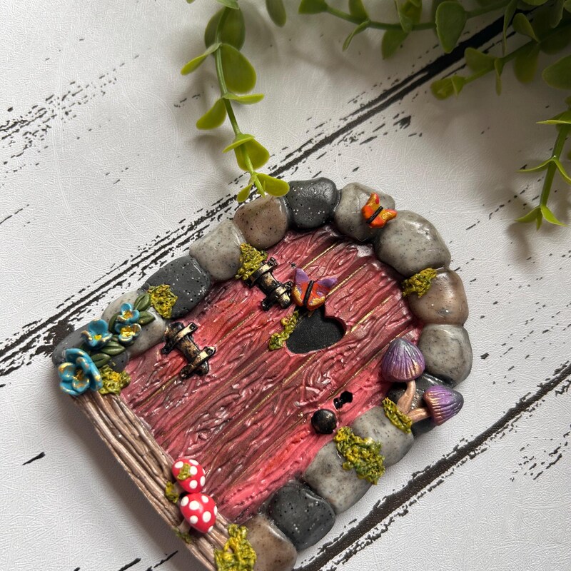 Handmade wooden fairy door für tree - Etsy.de