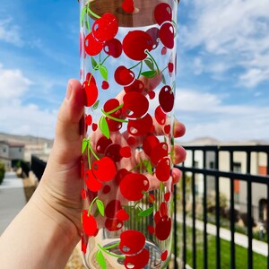 Vaso de vidrio de cerezas rojas, regalo para amantes de las cerezas, regalo de primavera y verano, decoración de cerezas, vaso de vidrio de 25 oz de fruta de cereza imagen 3