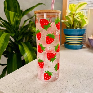 Red Strawberries Glass Tumbler, Strawberry Lover Gift, Spring Summertime Gift, Strawberry Decor, Strawberry Fruit 25oz Glass Tumbler