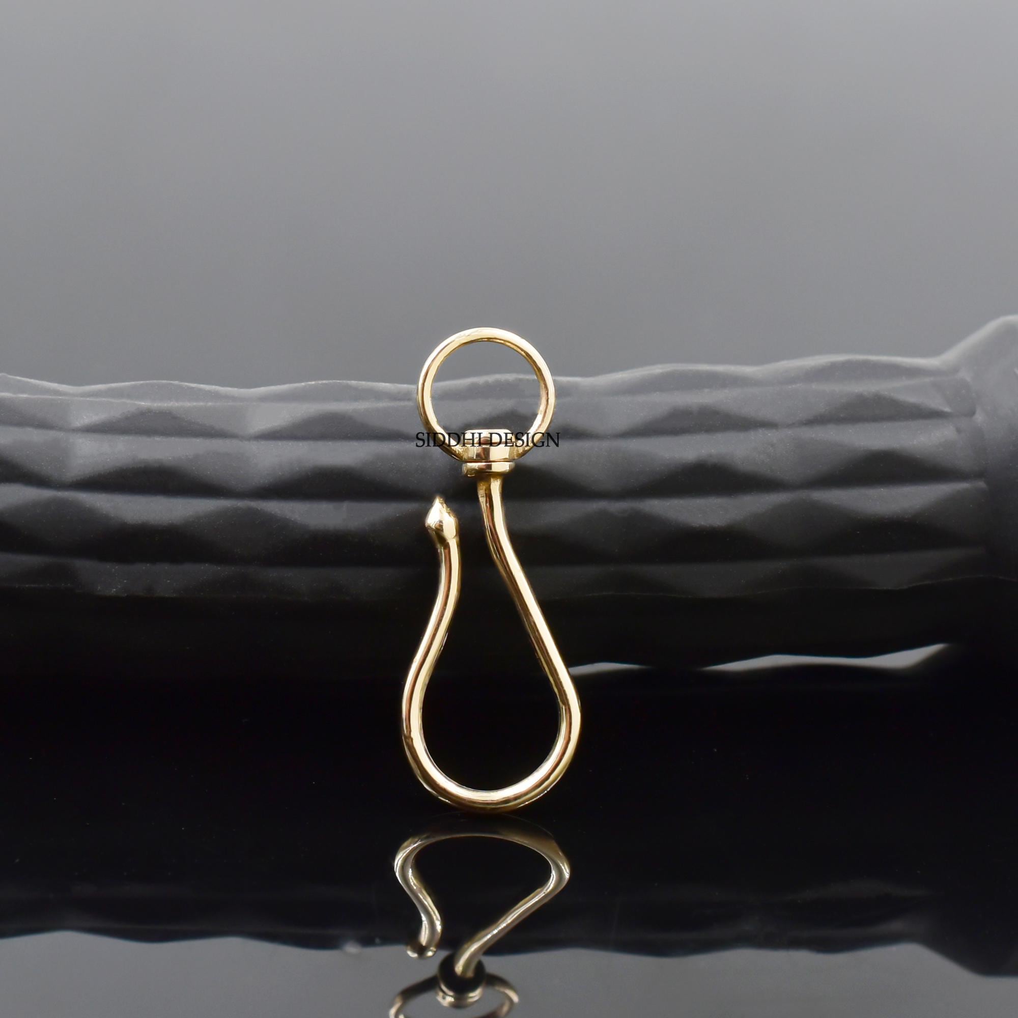 14K Yellow Gold Shepherd Hook Lock Pendant Antique Charm Holder