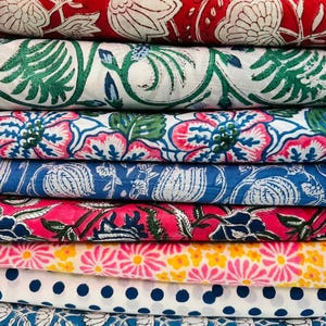 50 pcs Charm Pack, Cotton Pre-cut 100% cotton squares Fabric, FAT QUARTER Bundle, Fabric Bundle Quilting Fabric Assortment Fabric Remnants