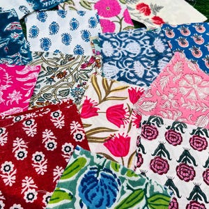 Fabric FAT QUARTER Bundle, Indian Hand Block Printed Scrap Fabric Bundle Quilting Fabric Assortment Scraps, Craft Fabric, Remnants Fabric