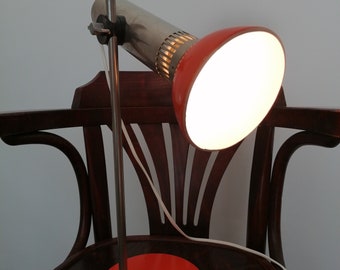 Lámpara de escritorio yugoslava vintage en naranja/lámpara de mesa industrial grande/mediados de siglo