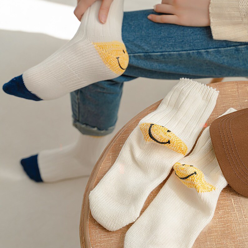 Heel Smile Face Crew Socks Cute Smiley Face Socks Neutral Etsy