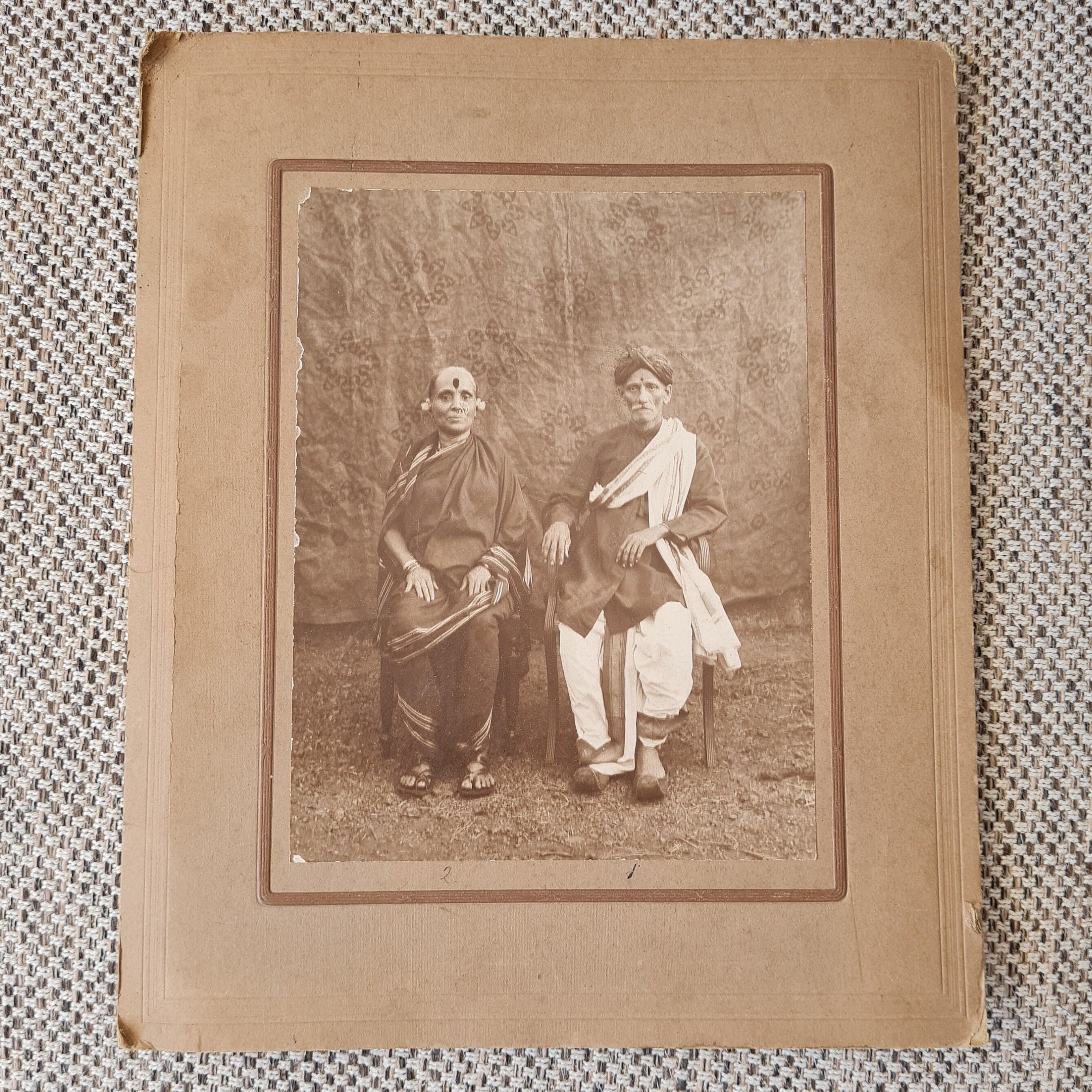 Antique Photo c.1900s, Portuguese India Goa, Sitabai & Husband, Traditional Costume, Mounted on Cardboard, Original, Authentic