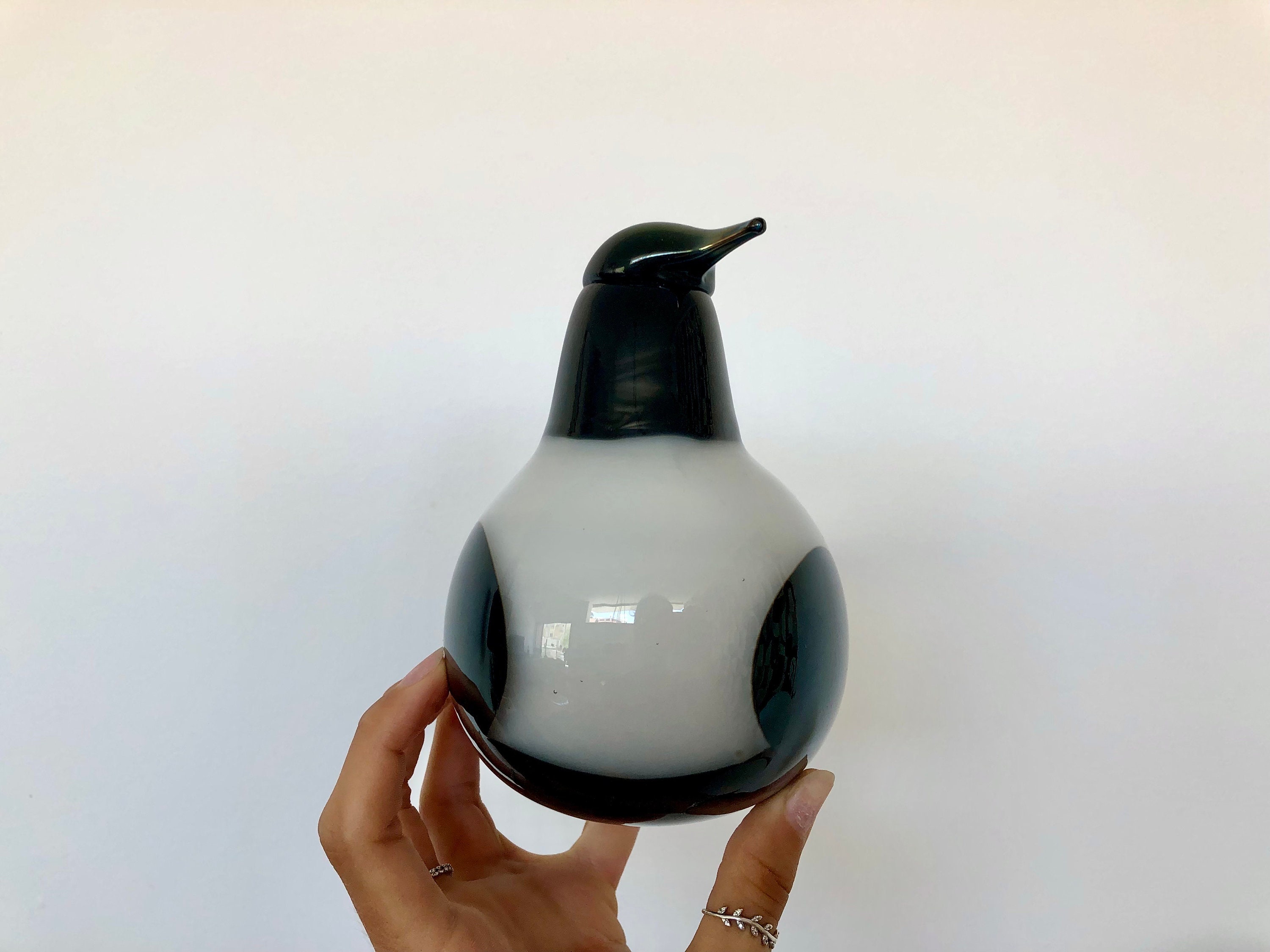 Oiva Toikka Glass Bird Magpie: Signed Nuutajarvi Finnish Art Glass