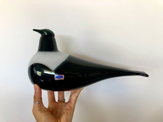 Oiva Toikka Glass Bird Magpie: Signed Nuutajarvi Finnish Art