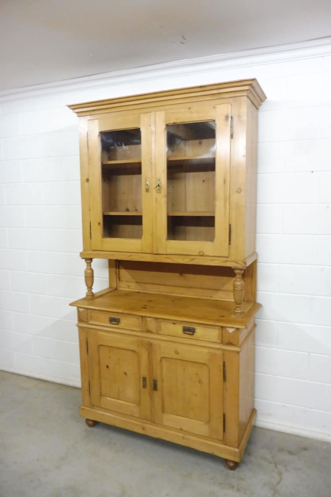 Timeless Elegance: Discover the Charm of Antique Kitchen Buffet Cabinets