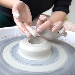 Online Pottery Class: Potter's Wheel for Beginners image 10