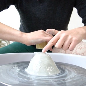 Online Pottery Class: Potter's Wheel for Beginners image 4