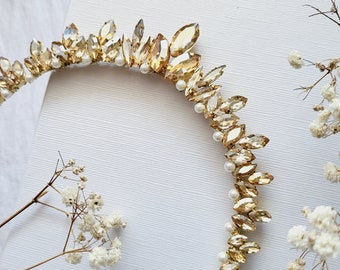 Gold Crystal Halo Bridal Headband, Crystal crown, Halo Tiara, Gold bridal headpiece, Wedding Hair Accessories, wedding Crown.