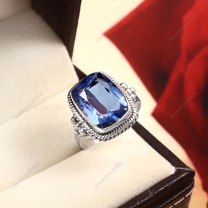 Tanzanite Ring-Tanzanite-Handmade Ring-December Birthstone Ring-925 Sterling Silver Ring-Women&#39;s Ring-Engagement Ring-Cushion Cut Oval Ring