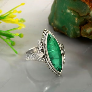 Natural Emerald Ring, Colombian Emerald Ring, 925 Sterling Silver Ring,  Engagement Ring, Art Deco Handmade Ring, Women&#39;s Ring, Gift For Her
