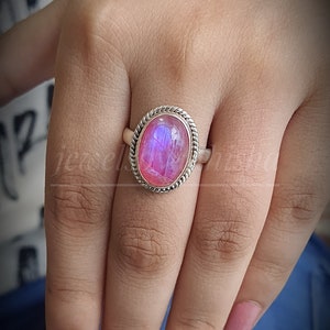 Natural Rainbow Moonstone Ring, 925 Sterling Silver Ring, Oval Handmade Ring, Pink Moonstone Ring ,High Blue Flash Ring, Women&#39;s Jewelry
