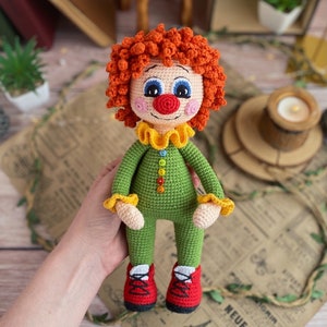 Clown de poupée au crochet. TUTORIEL poupée Clown en anglais en PDF. Clown amigurumi. image 6