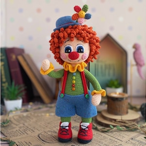 Clown de poupée au crochet. TUTORIEL poupée Clown en anglais en PDF. Clown amigurumi. image 2