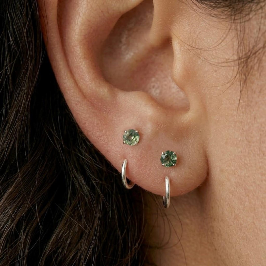 20G Titanium Tiny Moss Agate Huggie Hoop Earrings, Open Huggie Hoop, Nose Hoop, Minimalist Style