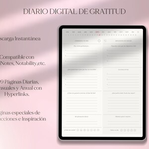 Pu&ograve; includere: Un diario digitale di gratitudine sullo schermo di un tablet. Il diario ha un calendario, suggerimenti giornalieri e sezioni di riflessione. Il testo sullo schermo recita "DIARIO DIGITAL DE GRATITUD" e "COMENZA TU DIA".