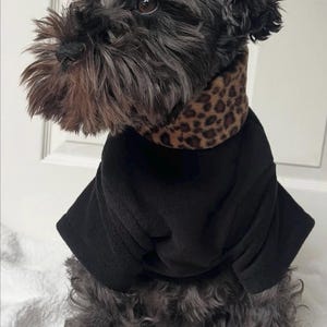 Dog fleece black with leopard
