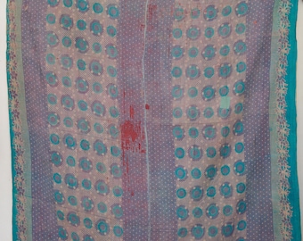 Colcha Kantha vintage feita à mão em algodão, manta indiana reversível, estilo boho.