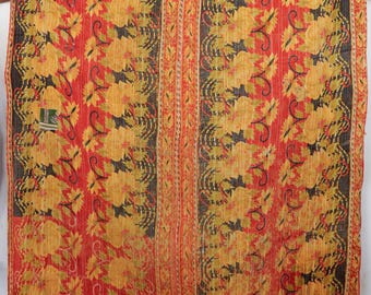 Traditional Vintage Kantha Quilt Hand Embroidered Indian Bedspread