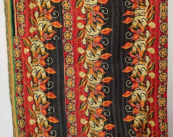Colcha Kantha vintage feita à mão em algodão, manta indiana reversível, estilo boho.