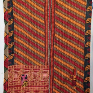 Vintage Indiase katoenen kantha-quilt 60 x 90: handgestikte sprei