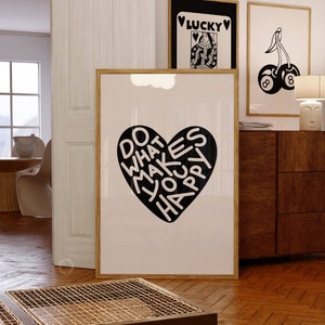 Retro Heart Print: Black Y2K Dorm Decor (Digital Download)