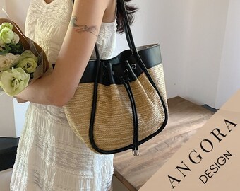 Minimalist Summer Shoulder Bag, Large Capacity Tote Bag, Chic Durable Design, Summer Edition