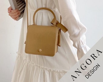 Leder Umhängetasche, minimalistische Umhängetasche, schlichte Alltagstasche, Leder Messenger Bag, kleine Henkeltasche