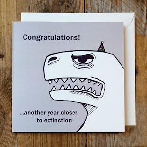 Divertente biglietto di compleanno con dinosauro - design esclusivo originale - design disegnato a mano - biglietto di compleanno per qualsiasi età - T Rex - biglietti divertenti