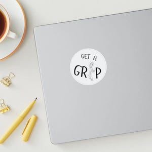 Ontvang een GRIP OT-sticker | Op OT geïnspireerde vinylsticker | Sticker motiverende therapie | Sticker woordspeling op rollenbank | Minimalistische vinylsticker | Cadeau