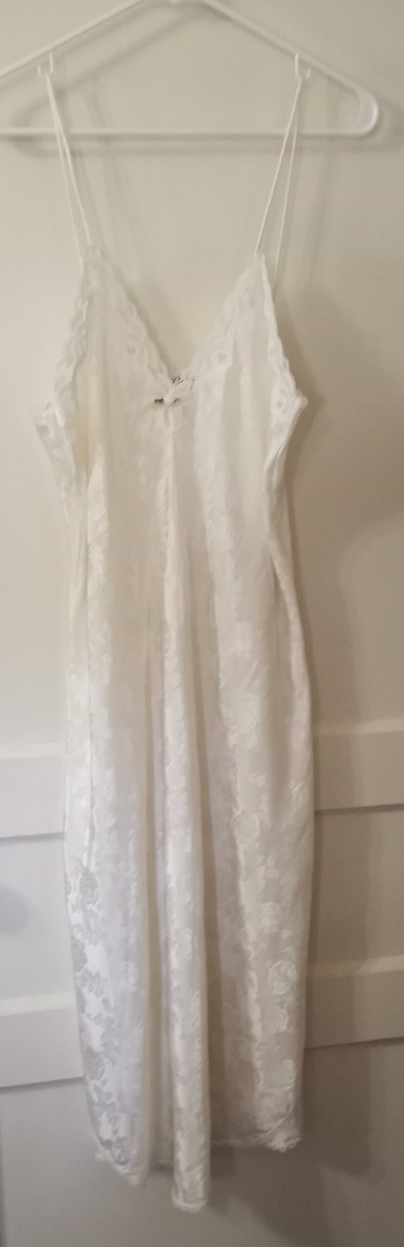 Vintage Deena Nightgown , slip style , size L - image 2