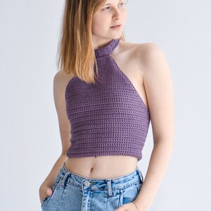Crop top with choker