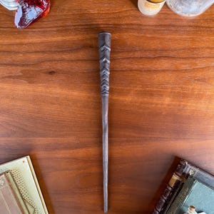 Harry Potter Style Wood Wand - Holly Wand