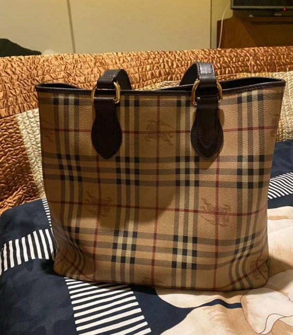Authentic Burberry Nova Check Pochette - Shoulder Bag