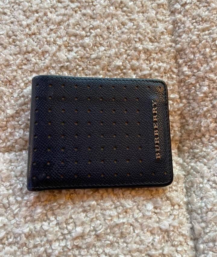 Burberry Pre Loved Unisex Wallet