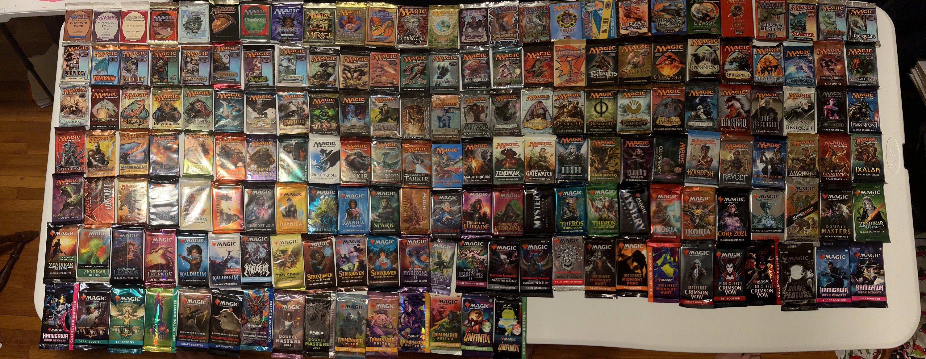 Magic the Gathering Holiday Advent Chaos Draft Box of Random